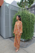 Seiring in Amber with Light Peach Embroidery